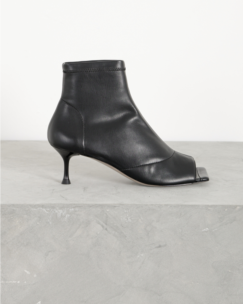 Luz Enkellaarsje Black Eco