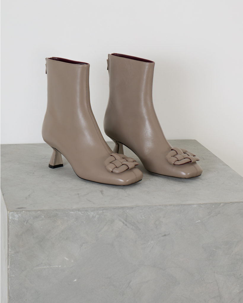 Liv Enkellaarsje Greige