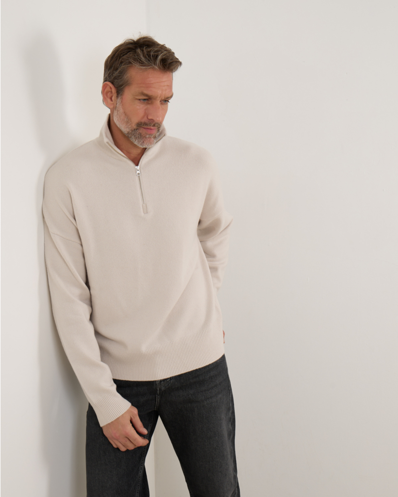 Unisex N°235 Hike half-zip sweater Chalk