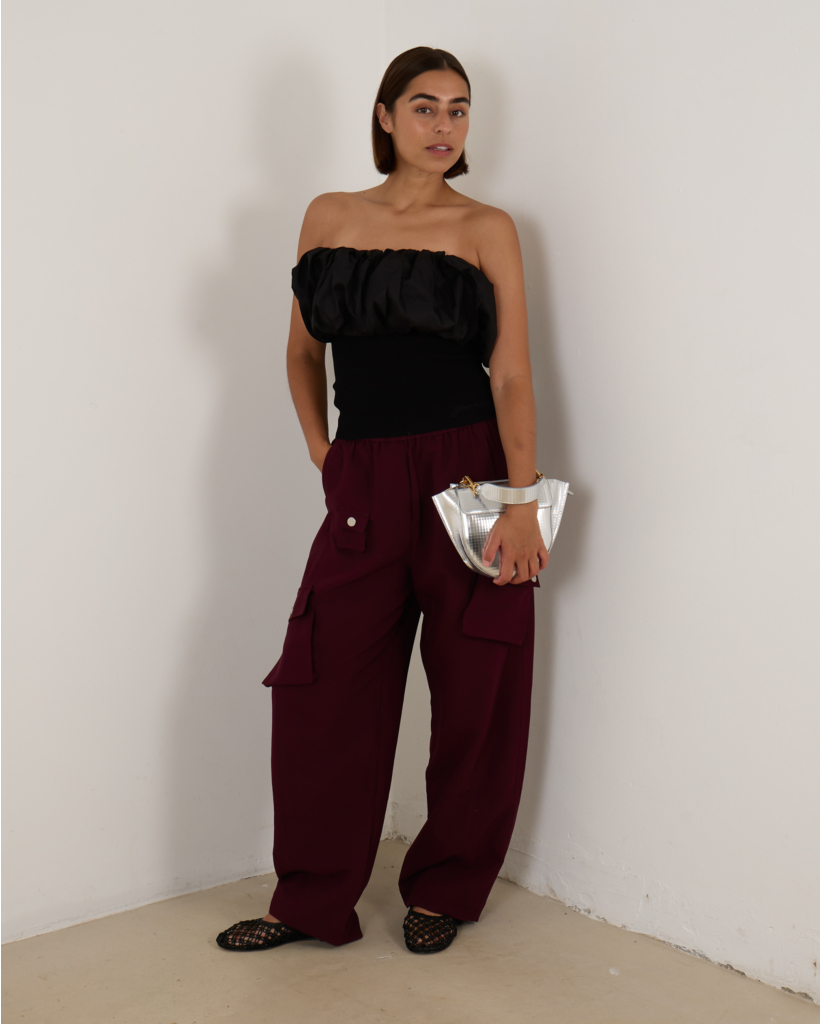 Black Top with Puff Detail and Ribbed Structure