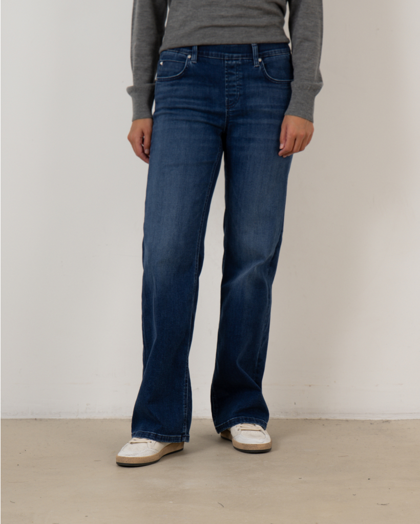 Tess wide leg jeans with dark blue wash