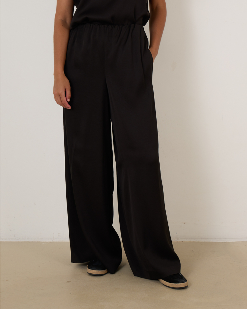 Tweezer Brown Trousers