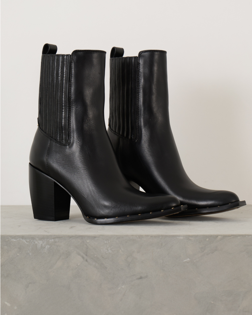 Debbie Boots Black
