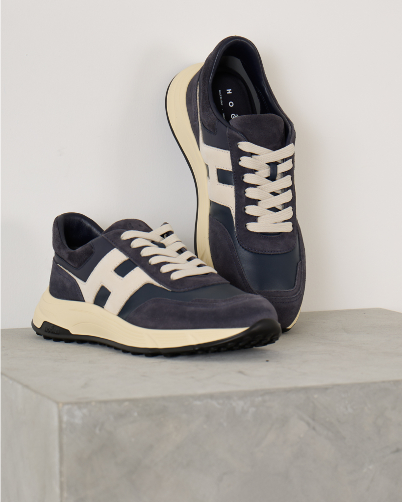 Translate Sneakers Hogan Hyperlight Blue U824 to Dutch