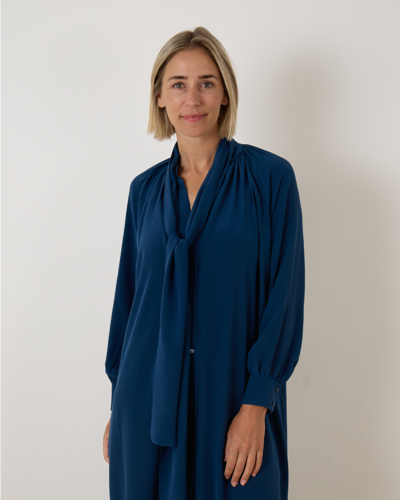 Translate Rhin Dress Ocean Blue to Dutch