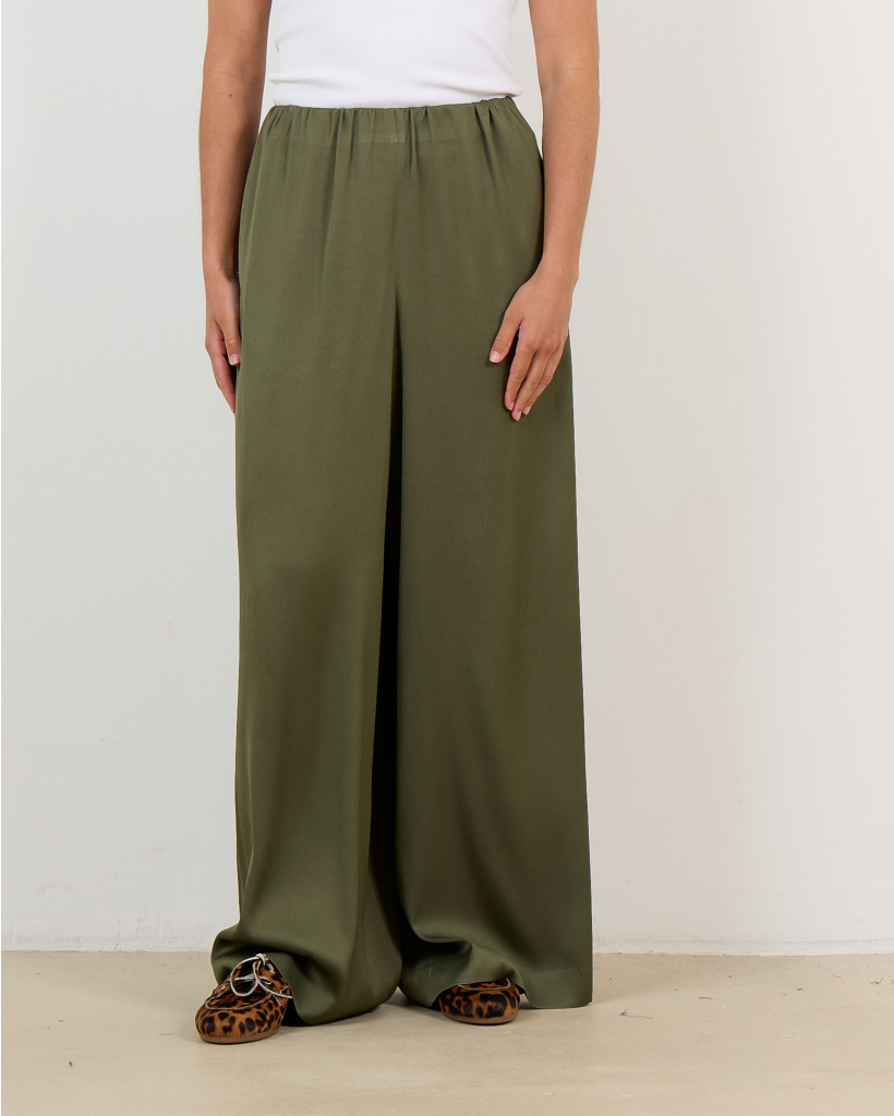 Tweezer Wide-Leg Trousers in Satin Green