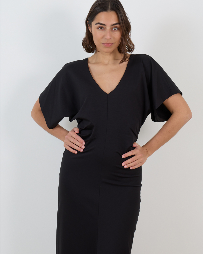 Pamanti Fitted Maxi Dress Short Sleeve Black
