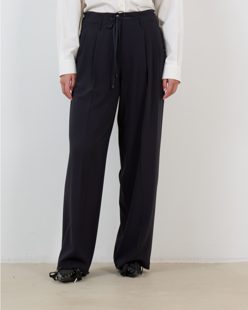 Addison Wide-Leg Pleated Trousers with Drawstring - Navy