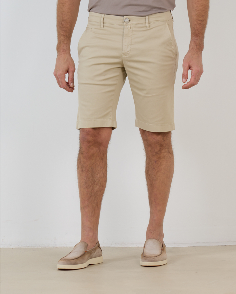 Bob Slim-Fit Beige Shorts
