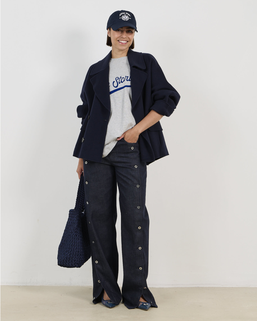 Nikka Wijde Jeans met Zilveren Knoopdetail Donkerblauw