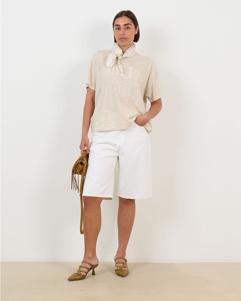 T-shirt with Leopard Print Logo