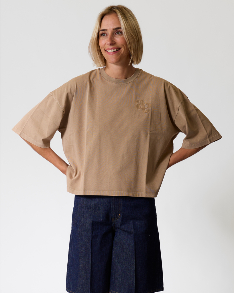 Eloise Boxy Printed T-shirt - Beige