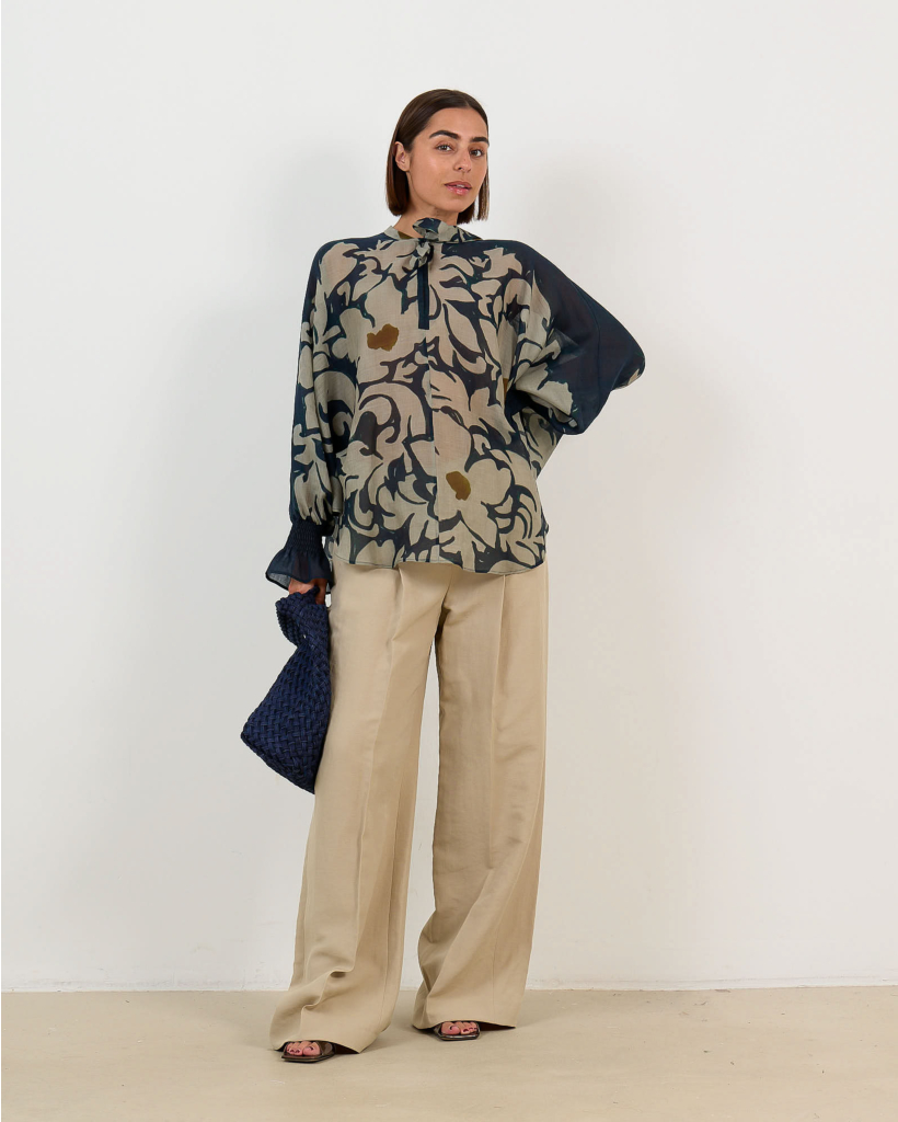 Linen-Blend Trousers with Side Pockets - Sand