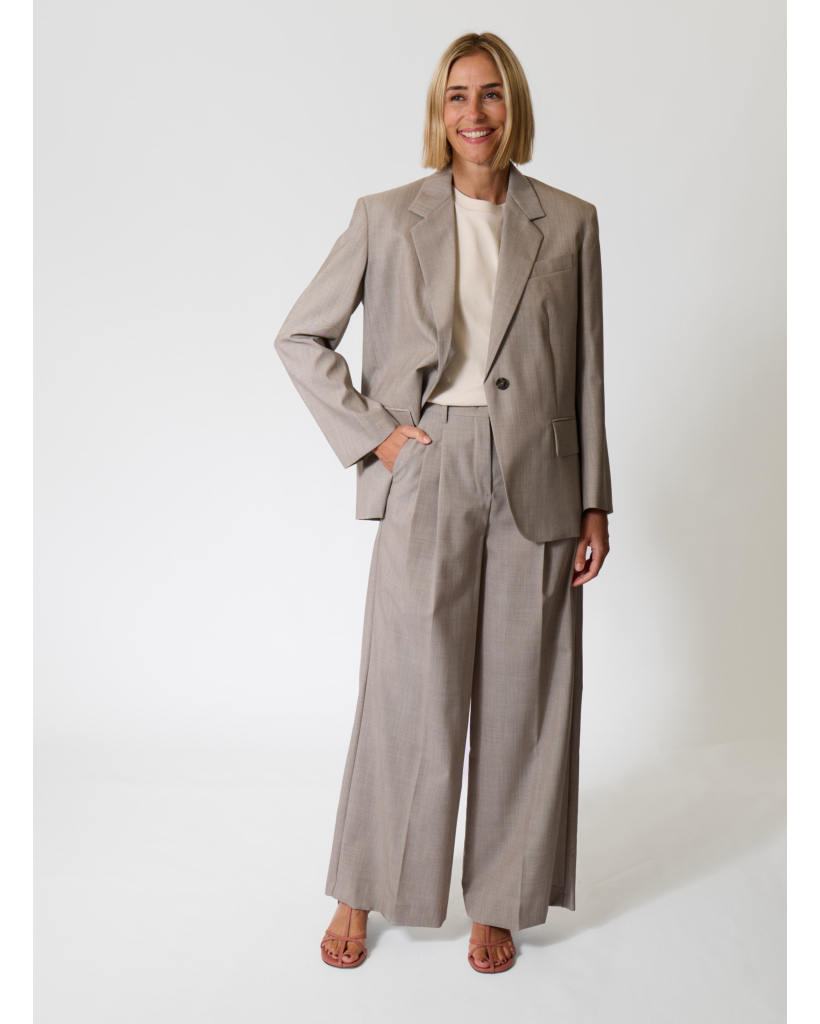 Ovvio Pleated Trousers Hazelnut