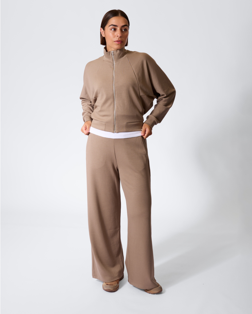Soft-Quality Pull-On Trousers Dessert