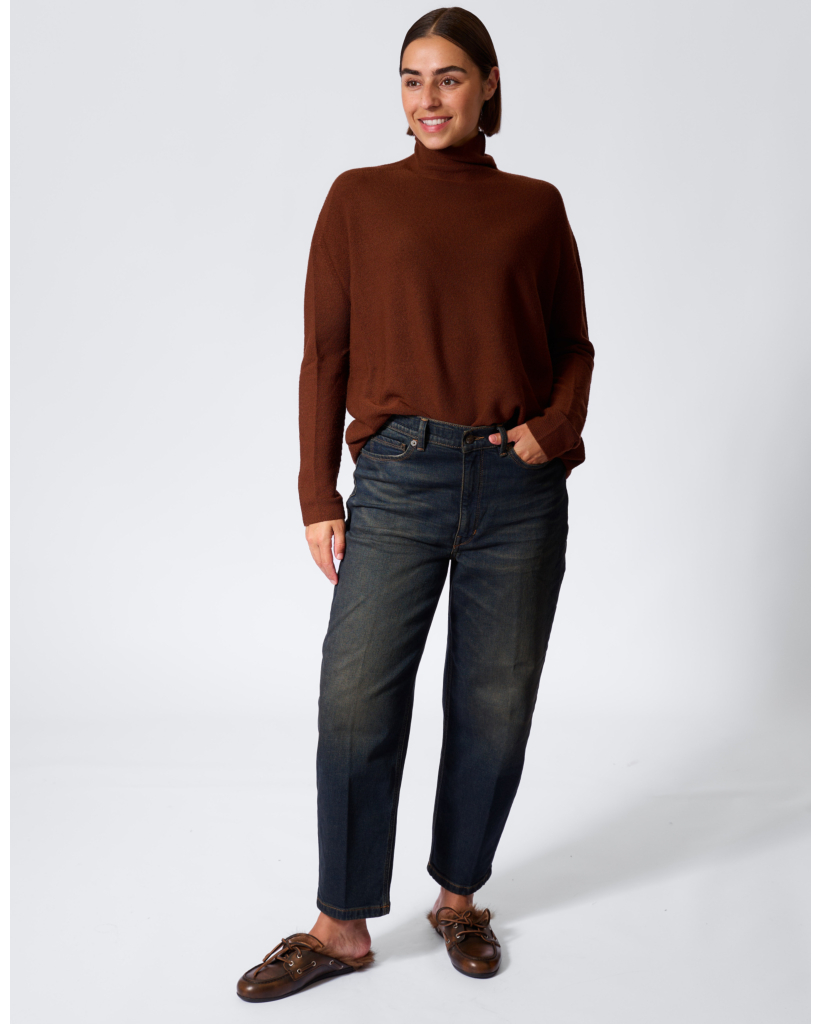 Liora Merino Egg-shaped Turtleneck Sweater Brick
