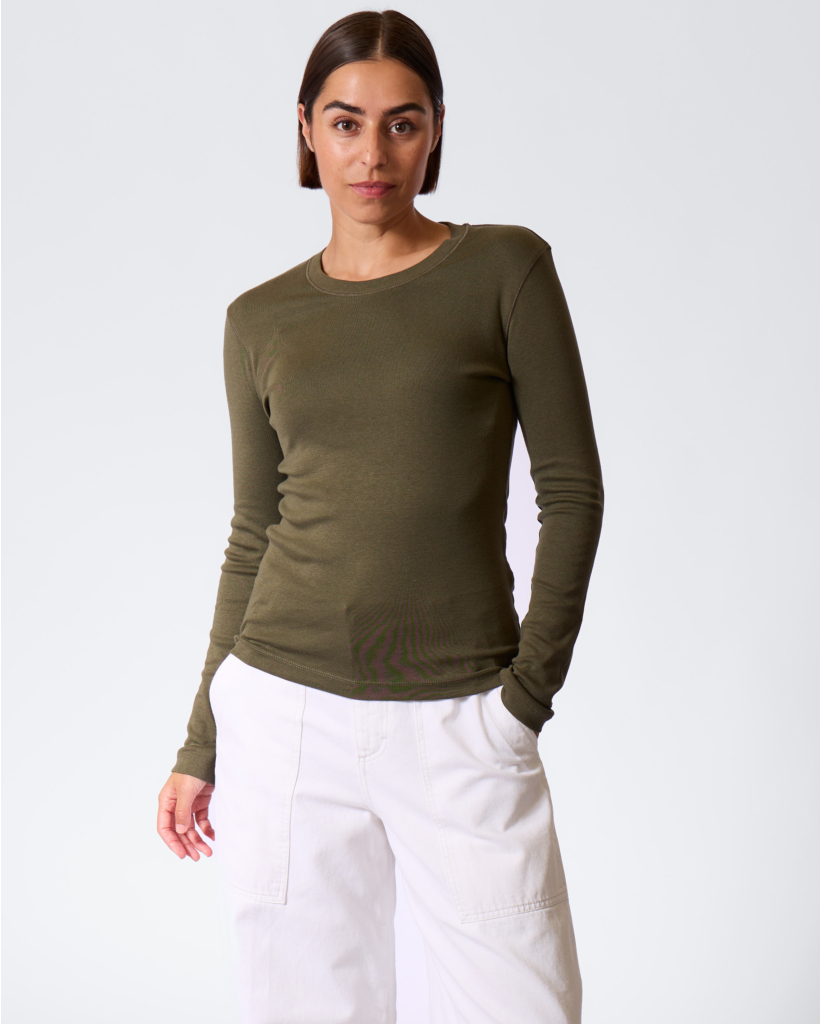 Fitted Long-Sleeve in Army Green