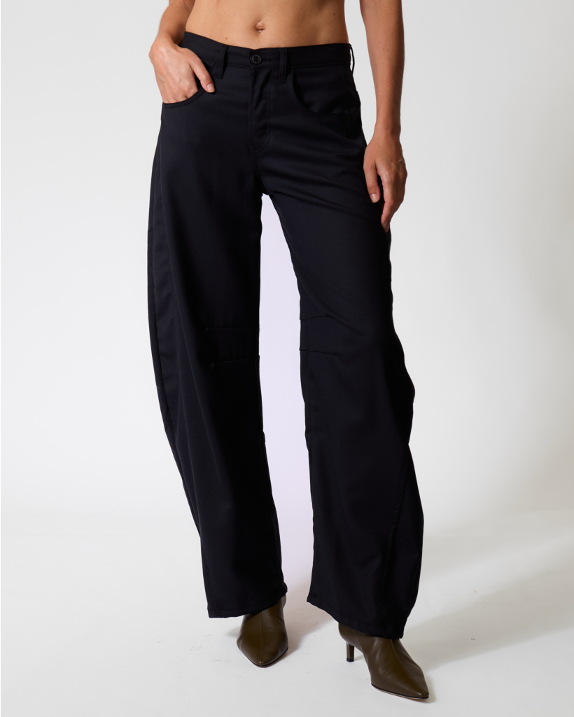 Aliana Mid-Rise Barrel Fit Black Caster