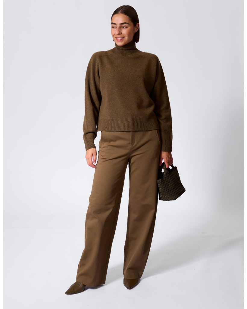 Lyzima Wool Turtleneck Sweater Military