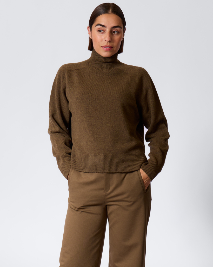 Lyzima Wool Turtleneck Sweater Military