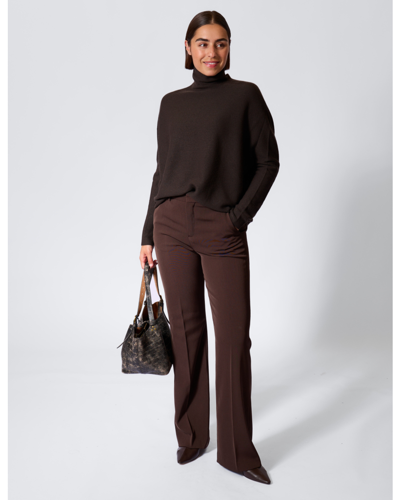 Liora Merino Egg-shaped Turtleneck Sweater Chocolate Brown