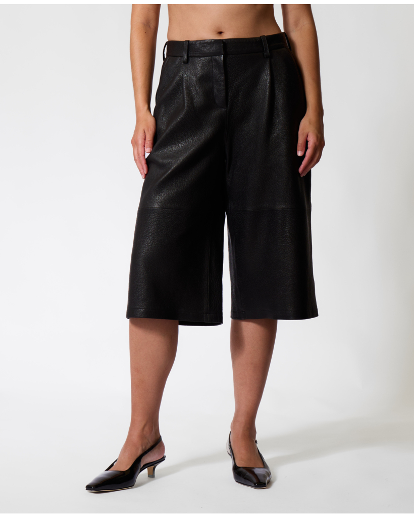 Sierra Leather Bermuda Nemo Black