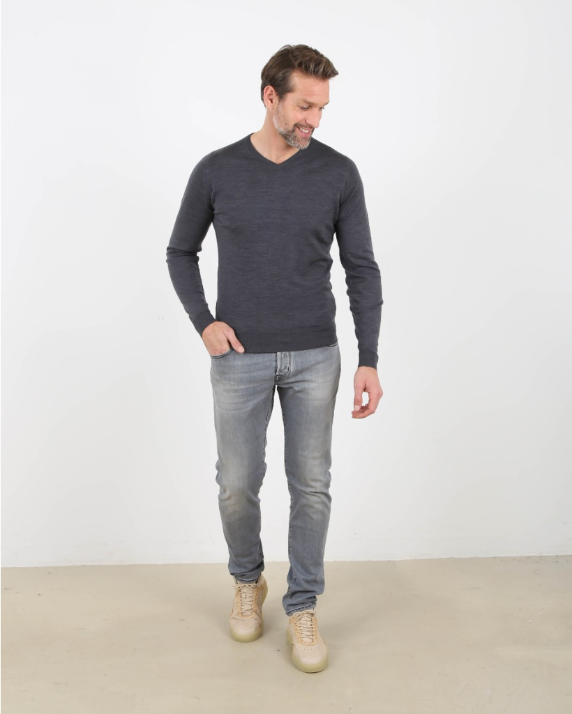 Sweater v-neck anthra