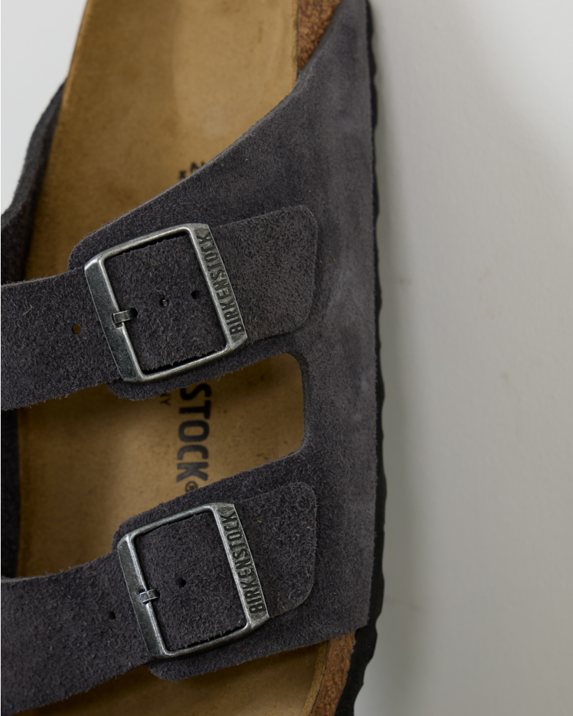 Arizona Big Buckle Suede Grey