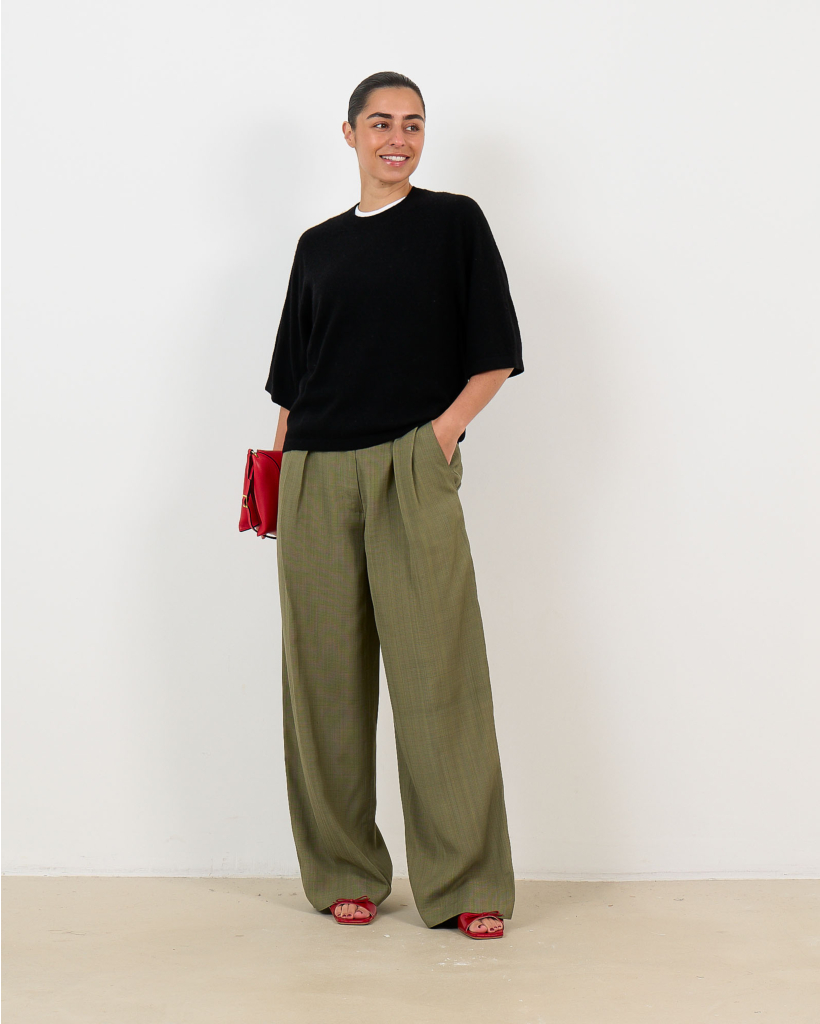 Leana Cashmere Short-Sleeved Sweater Black