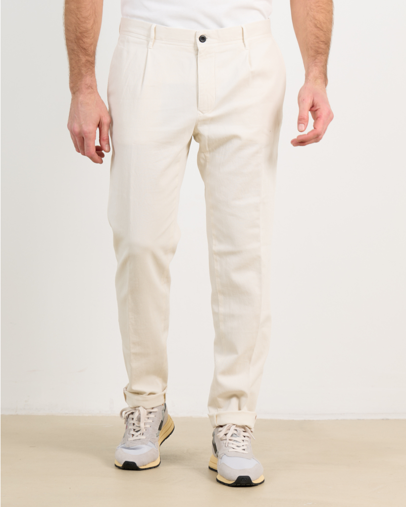Tapered-Fit Off-White Trousers