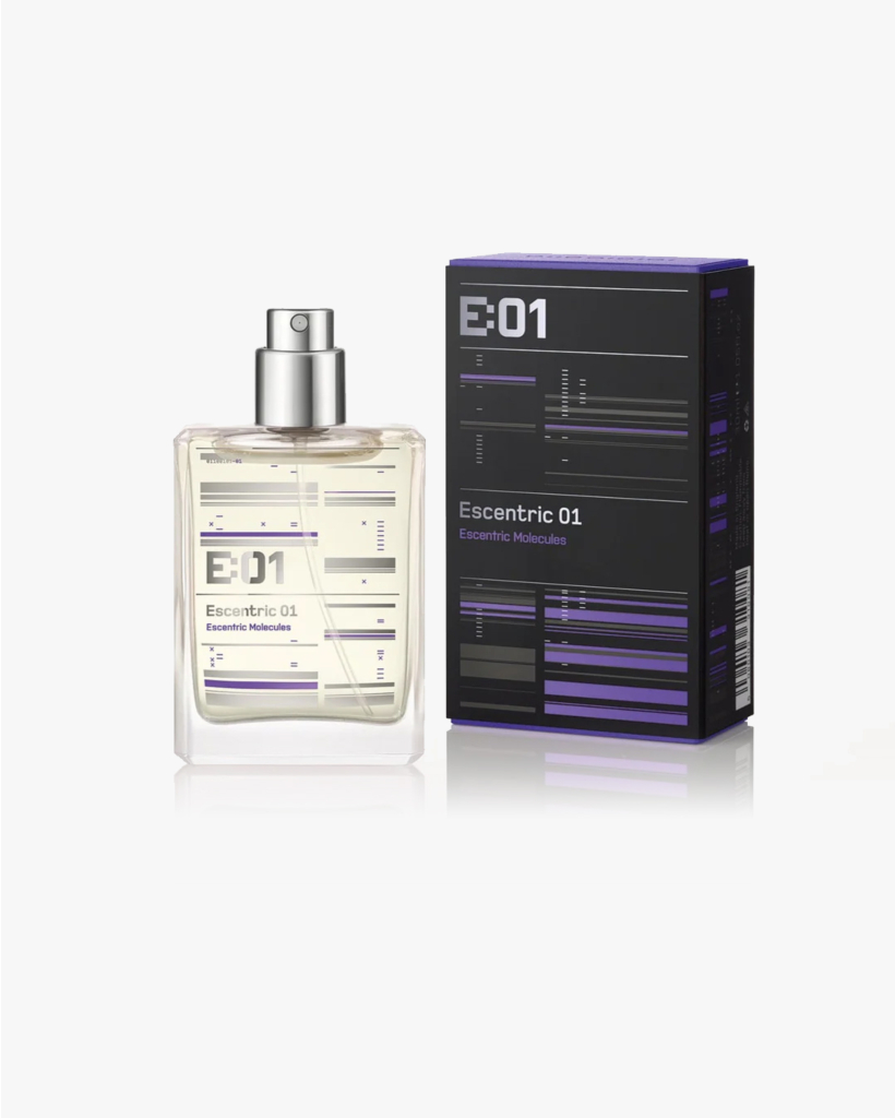 Escentric 01 cased