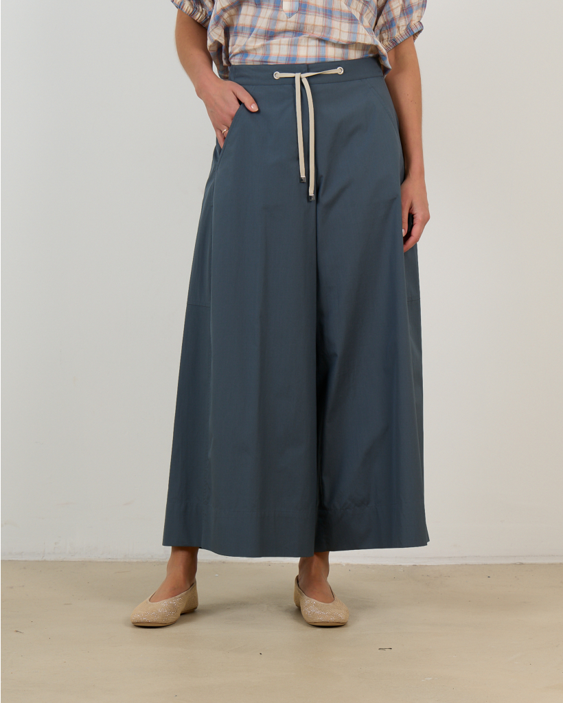 Wide-Leg Trousers in Ink