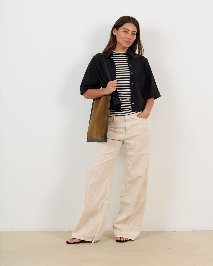 Short Travel Fabric Blouse - Black