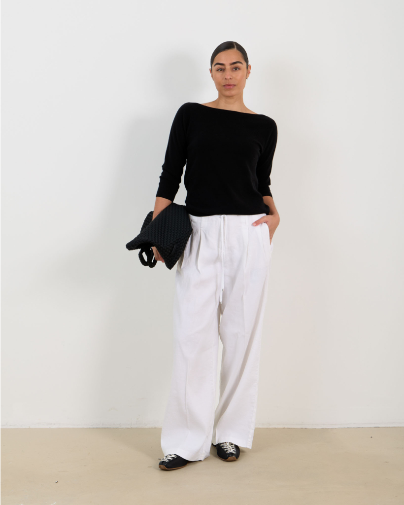 Black boat-neck pullover