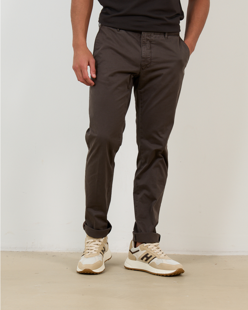 Casual Trousers with Slant Pockets Dark Brown