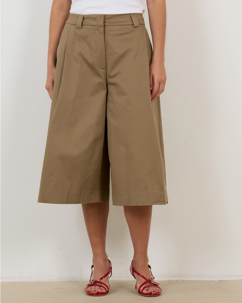 Bermuda Short Sand