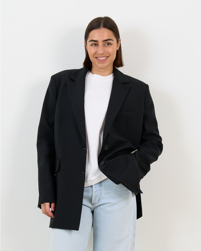 Alapi Black Blazer