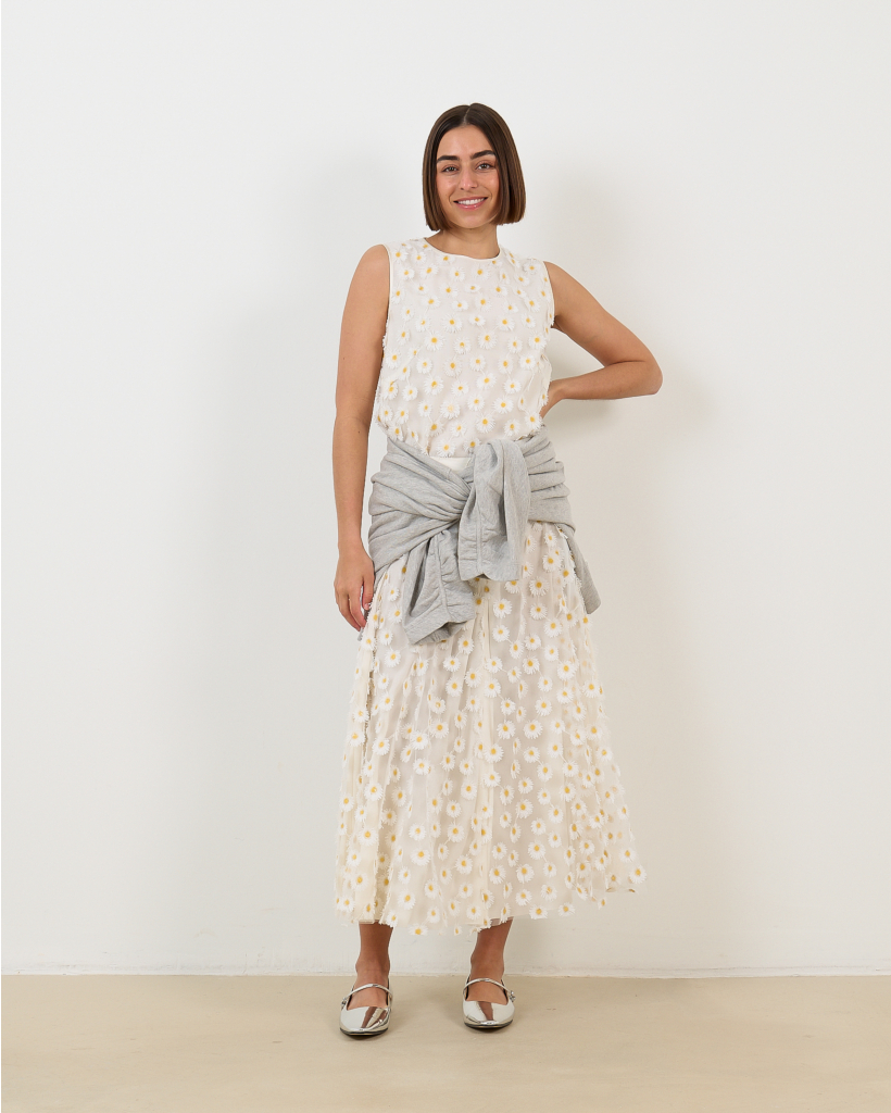 White Sleeveless Blouse with Daisies