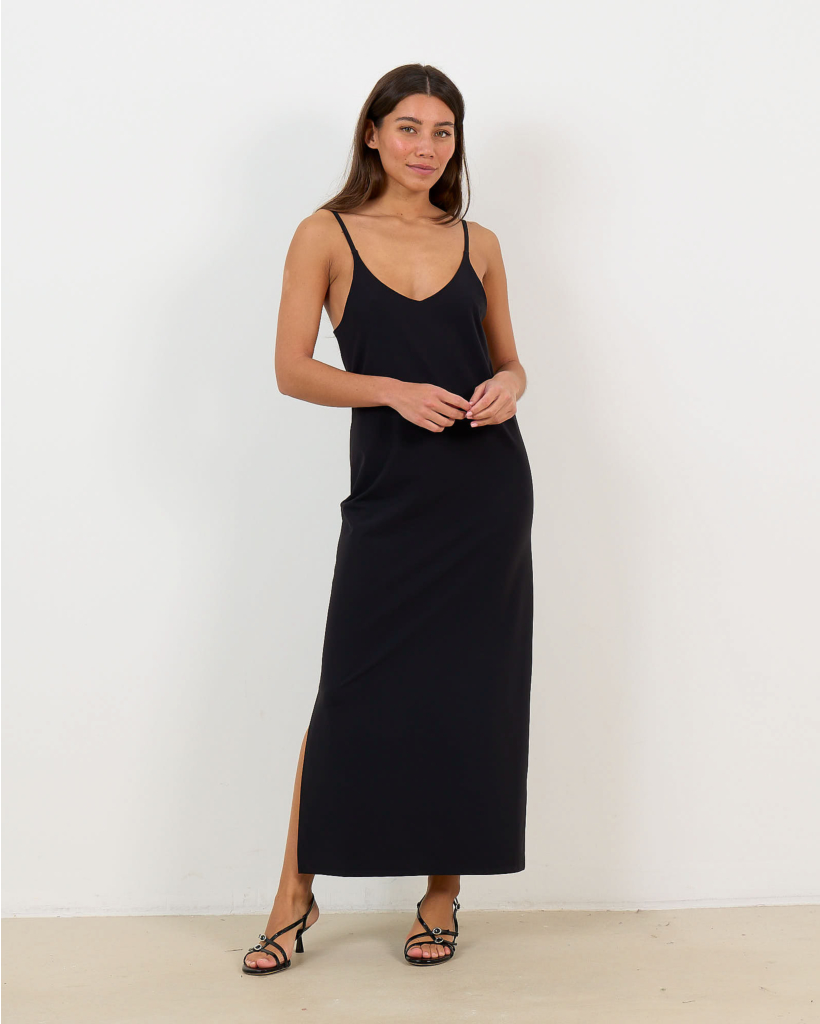 Black Travel Fabric Midi Dress