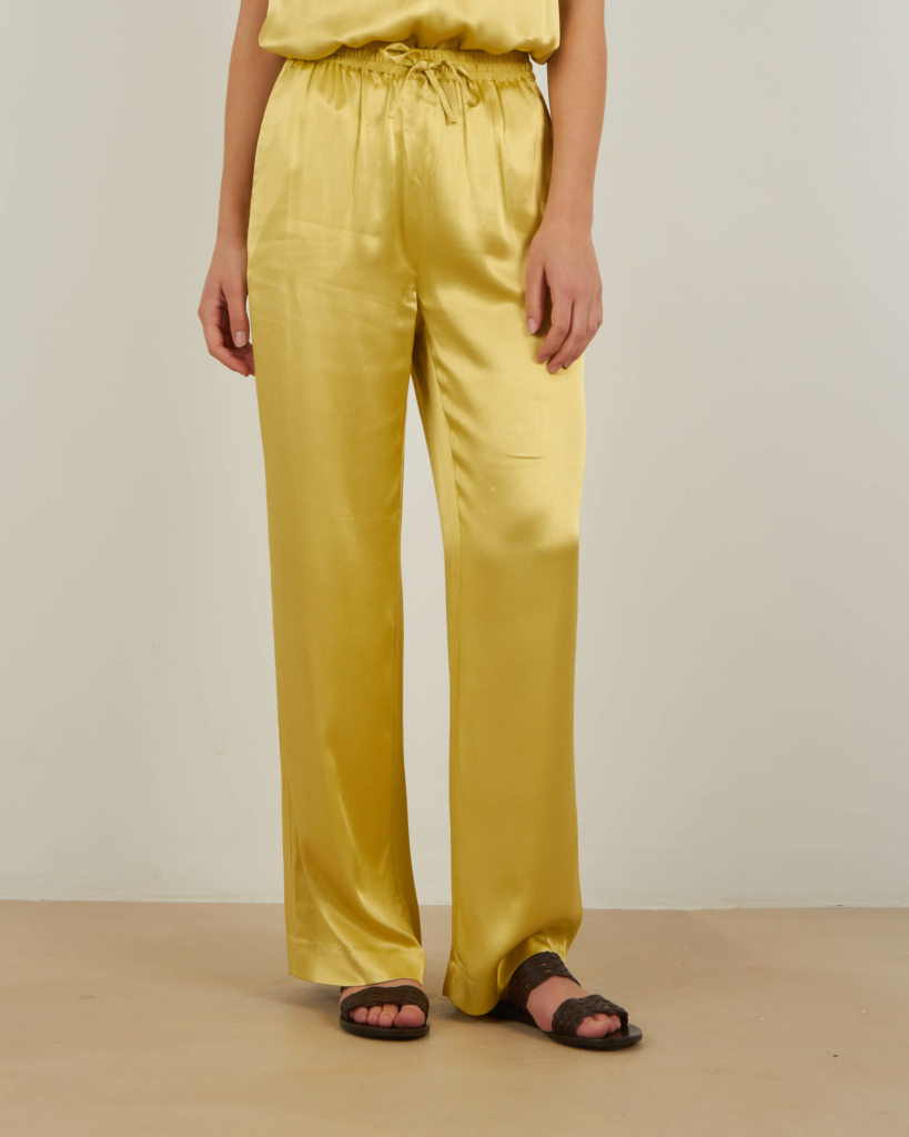 Closed Trousers yellow