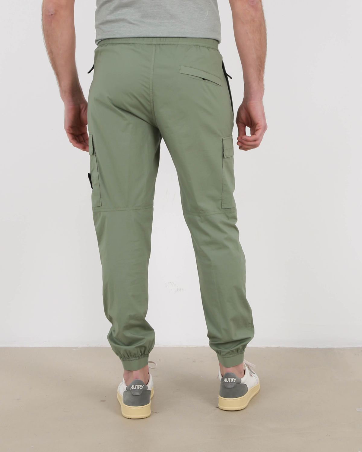 Cargo trousers green