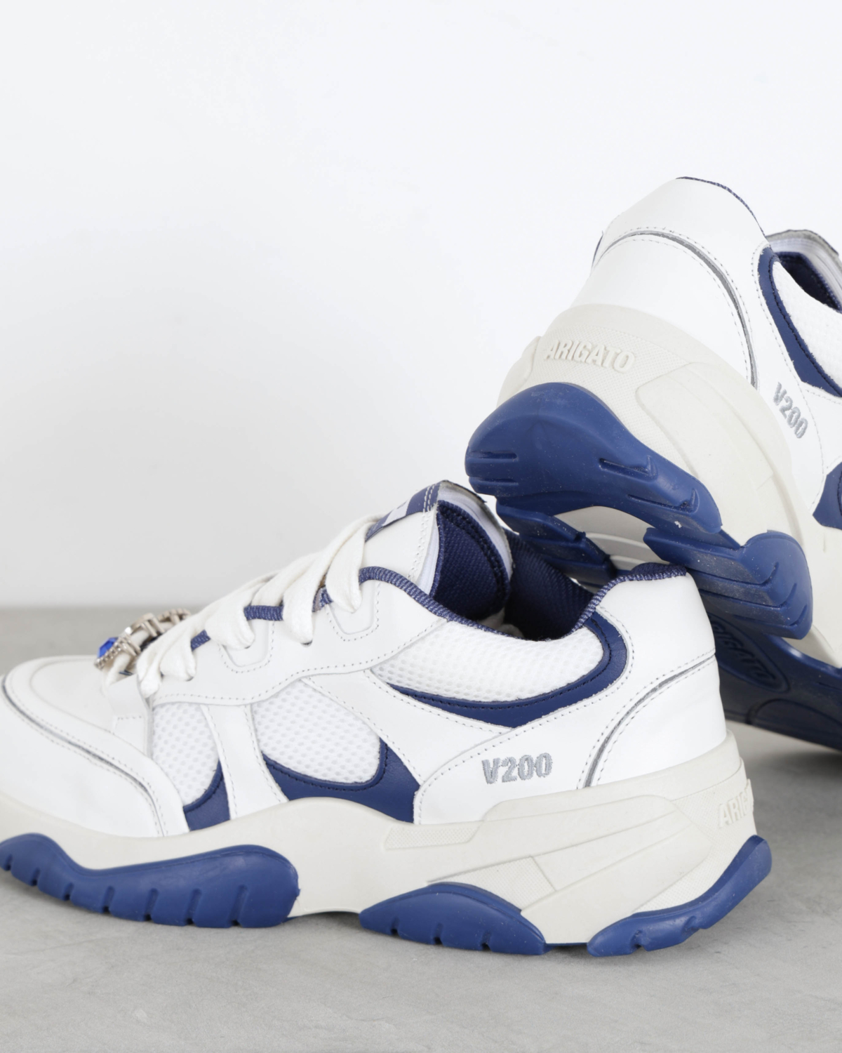 Catfish Low White Navy