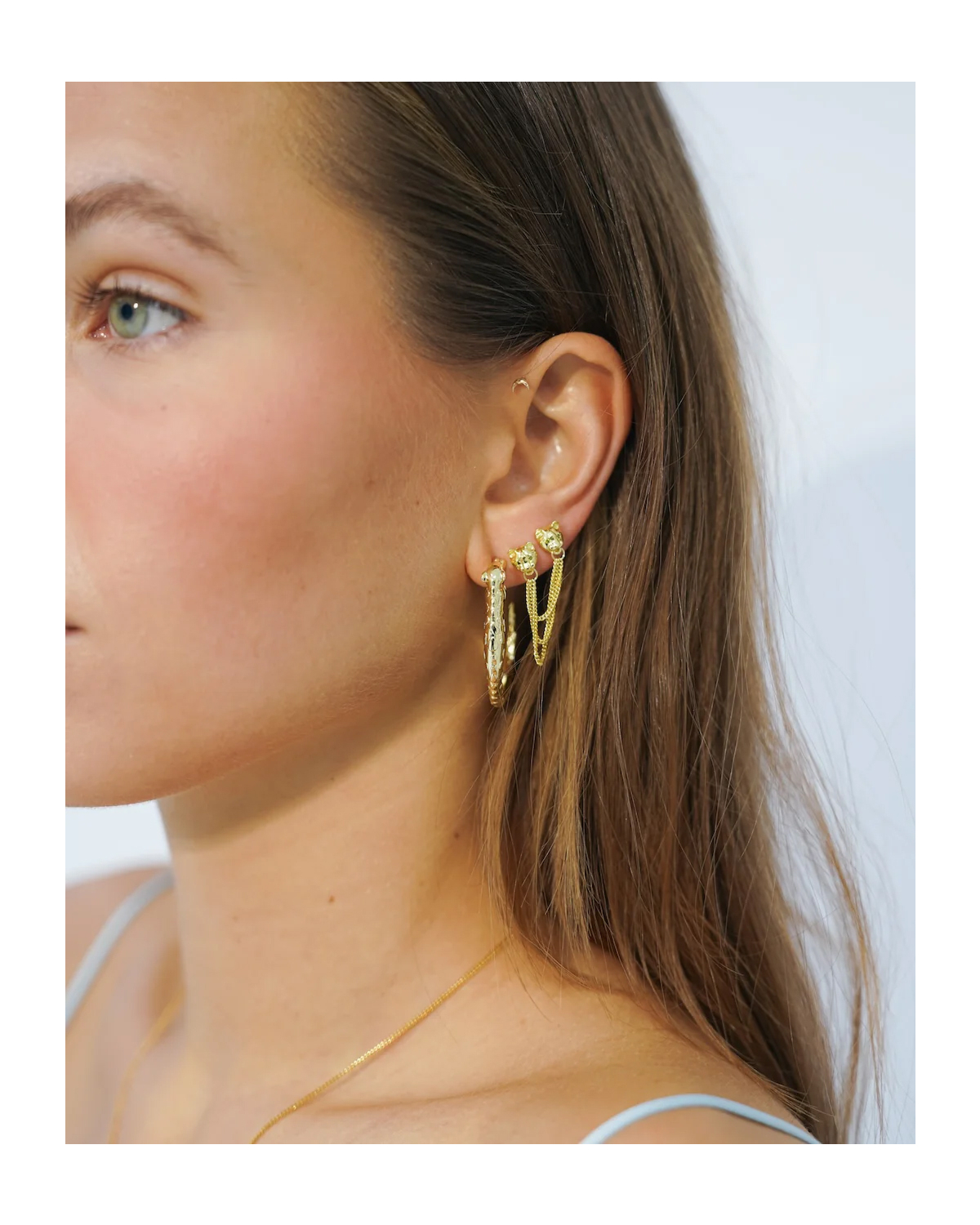 Anna + Nina Big Wild Arc Hoop Earrings Gold Plated