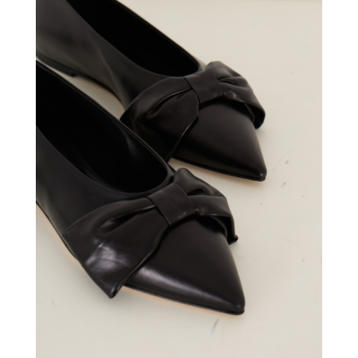 Dear Frances Bow Pump Black