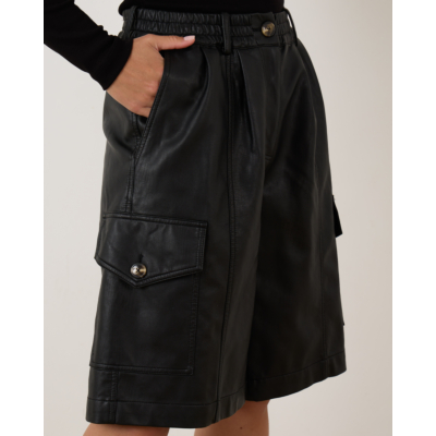 Baum und Pferdgarten Neeto Leather Short Black