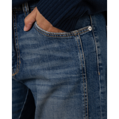 Cambio Elia cropped barrel jeans in denim wash
