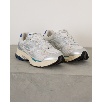 ETONIC Evolution Saturn Sneaker