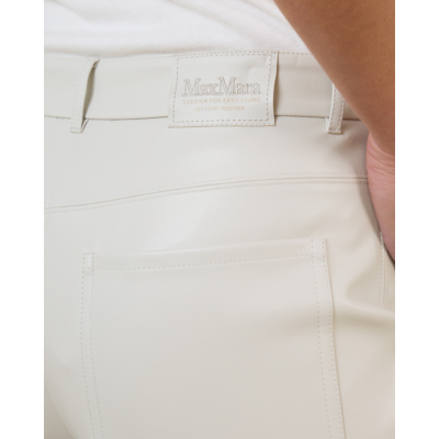'S Max Mara  Coated Lederlook Barrel Broek Off-White