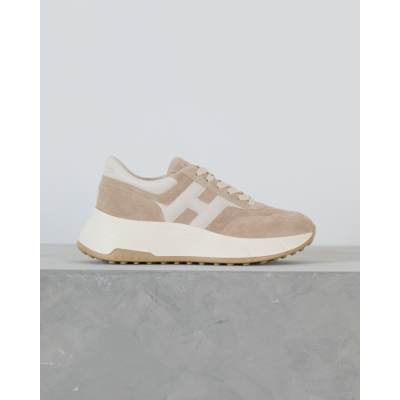 Hogan Hyperlight Suede Sneaker met Hoge Zool Beige