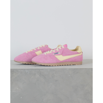 Autry Windspin Suede Sneaker Roze